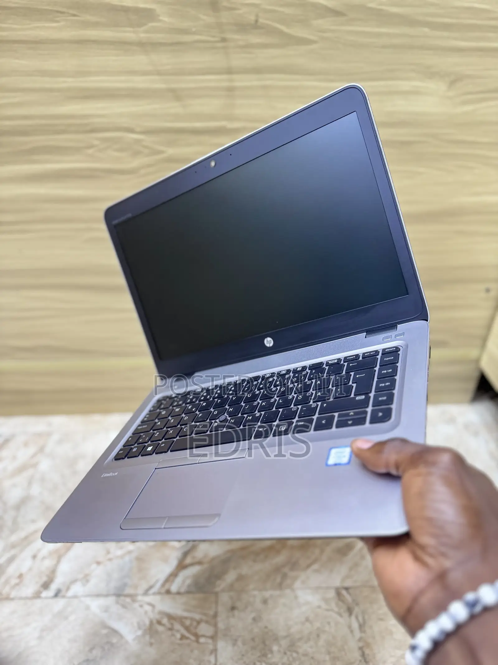 Laptop HP EliteBook 820 G3 8GB Intel Core i5 HDD+SSD 500GB