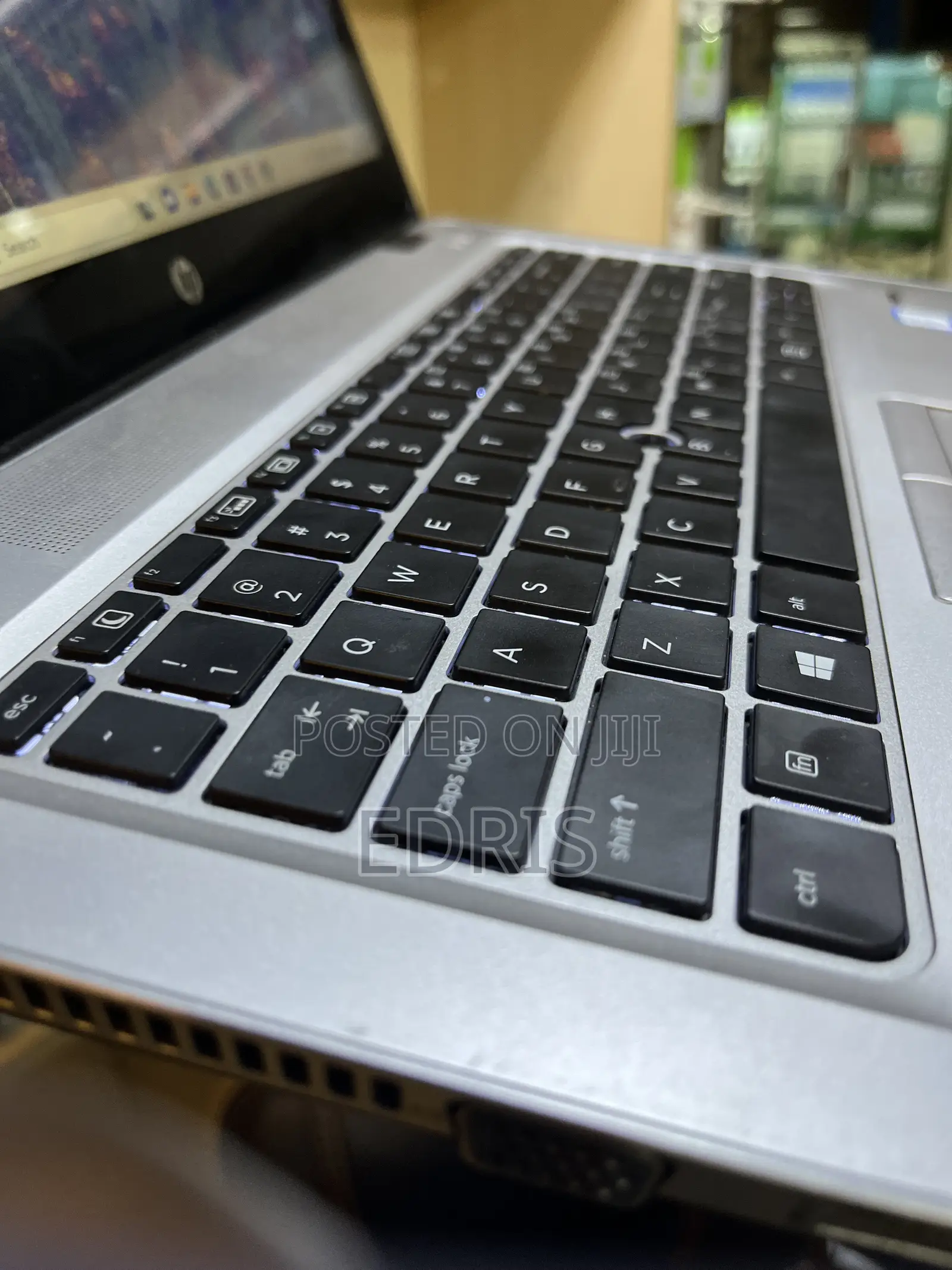 Laptop HP EliteBook 820 G3 8GB Intel Core i5 HDD+SSD 500GB