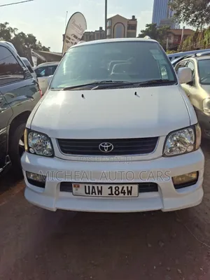 Toyota Noah 2001 White