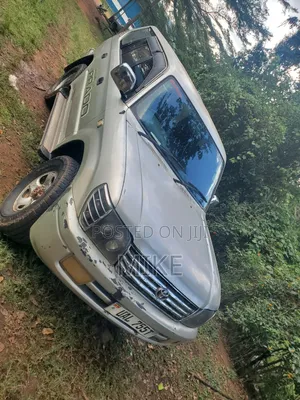 Toyota Land Cruiser Prado 1999 Silver