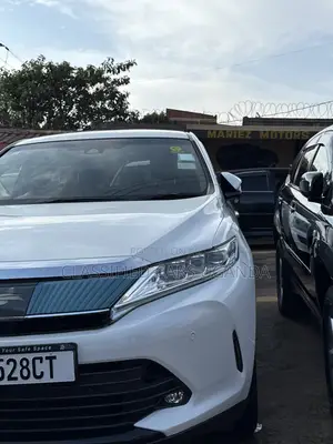 Toyota Harrier 2018 White