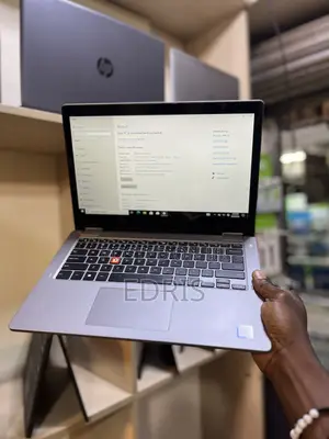 Laptop Dell Latitude 3310 2-in-1 8GB Intel Core i5 SSD 256GB