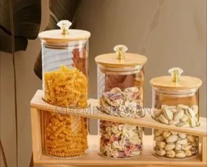 Elegant Three-Piece Diamond-Top Glass Storage Set With Bamboo Stand