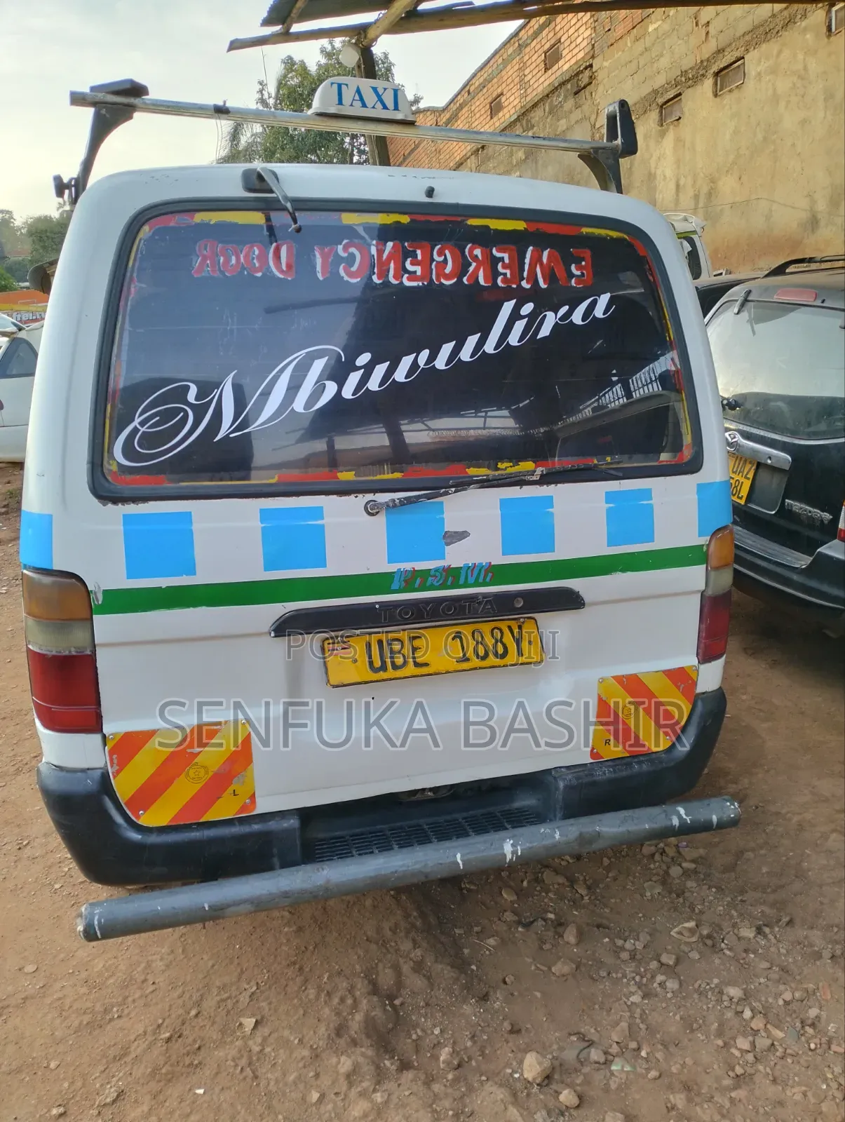 Toyota HiAce 2001 White