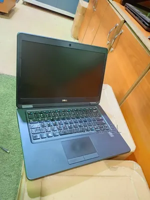 Laptop Dell Latitude 14 E5470 8GB Intel Core i5 SSD 256GB
