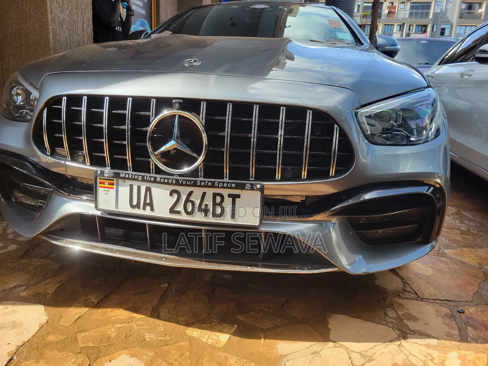 Mercedes-Benz E400 2021 Silver