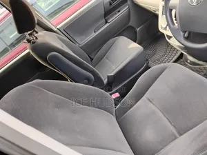 Toyota Noah 2010 Black