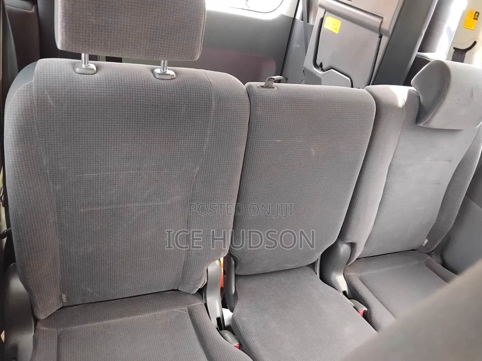 Toyota Noah 2010 Black
