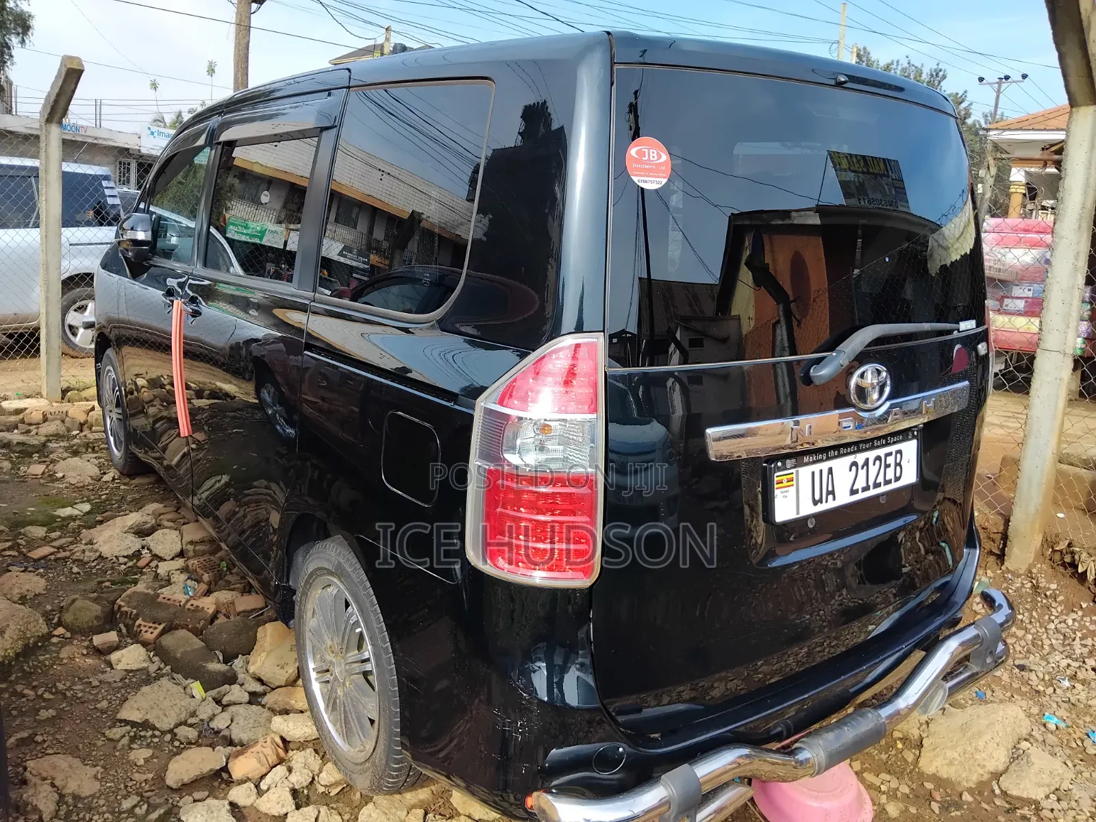 Toyota Noah 2010 Black