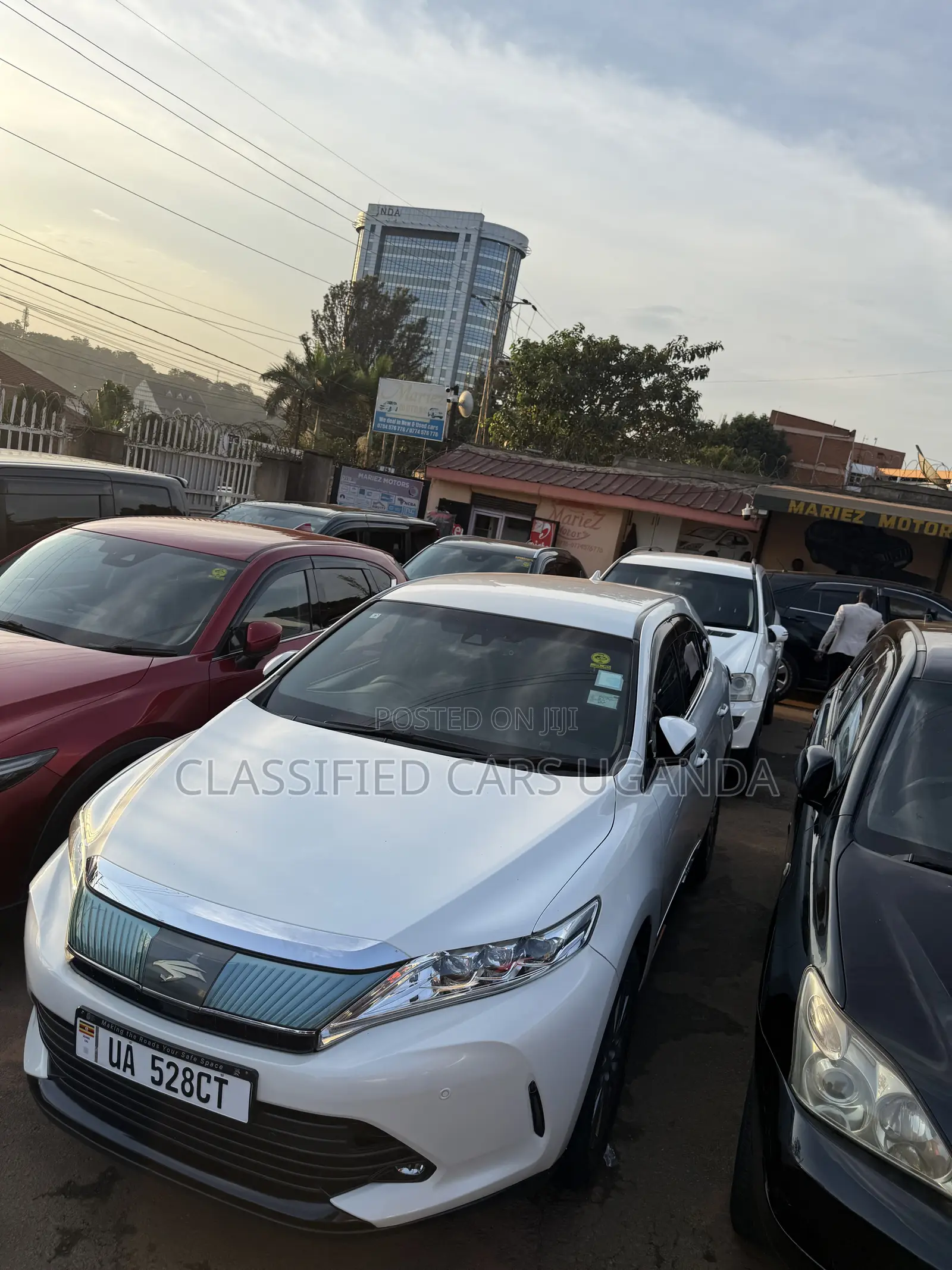 Toyota Harrier 2018 White