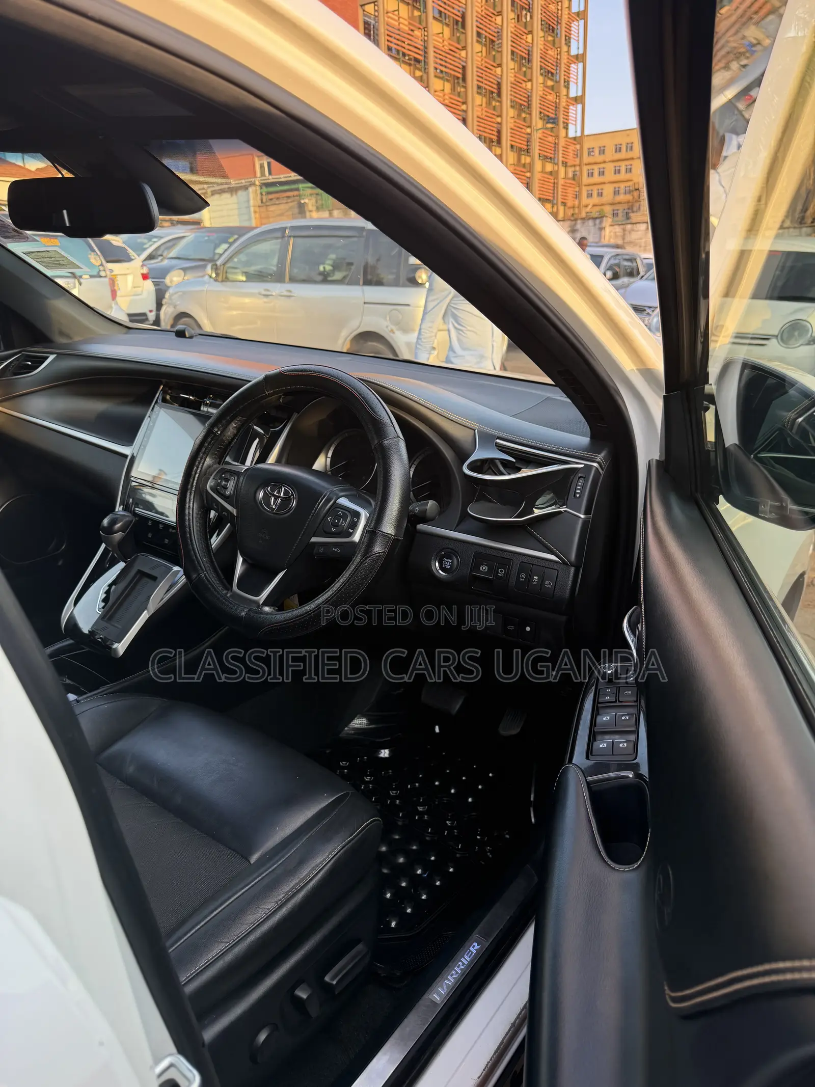 Toyota Harrier 2018 White