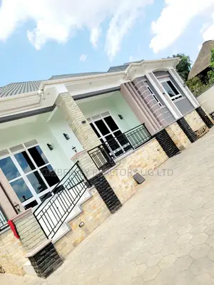 3bdrm House in Division A for sale