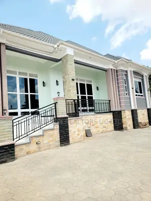 3bdrm House in Division A for sale