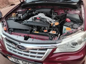 Subaru XV 2012 Maroon