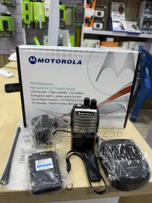 Motorola Gp1000 Walker Talkie Uhf Fm Transceiver Radio Call