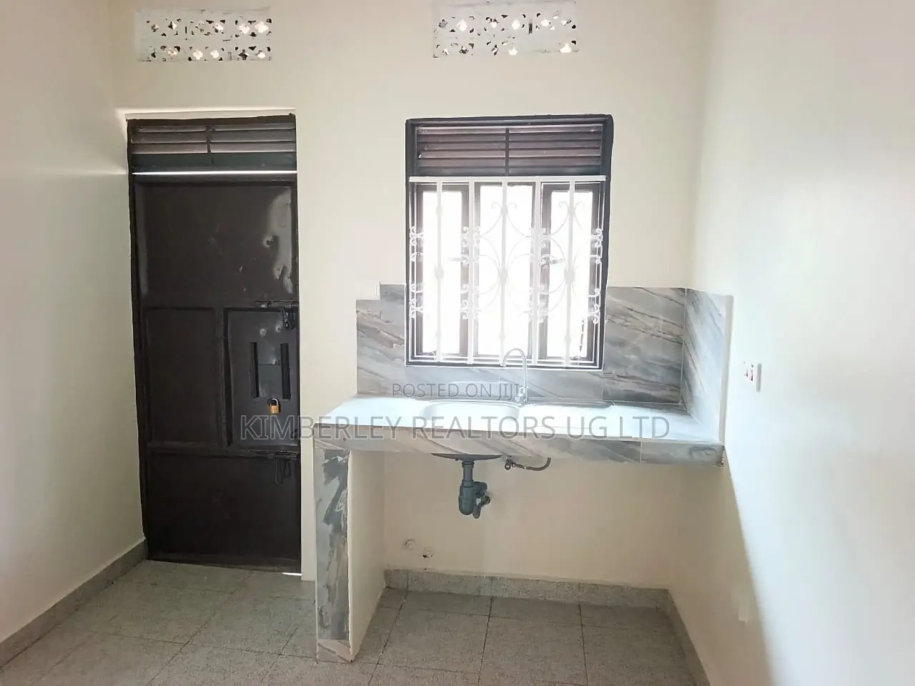 4bdrm House in Mukono TC for sale