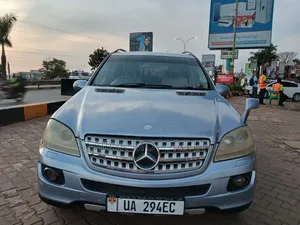 Mercedes-Benz M Class 2009 Blue