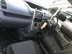 Toyota Noah 2007 White