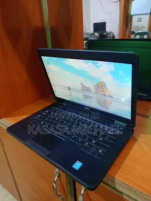 Laptop Dell Inspiron 14 5440 8GB Intel Core i7 HDD 250GB