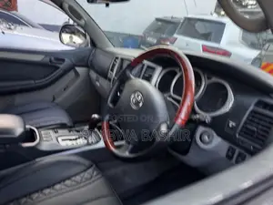 Toyota Hilux Surf 2009