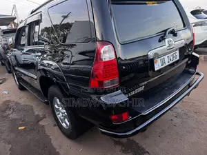 Toyota Hilux Surf 2009