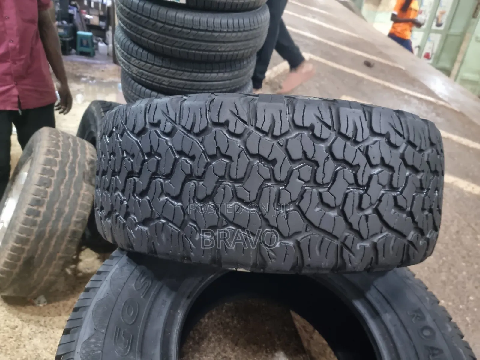 255/55r18 Good Rich for Tourage.