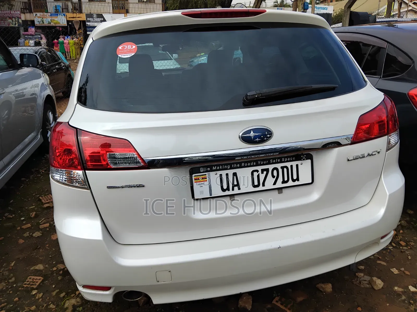Subaru Legacy 2010 White