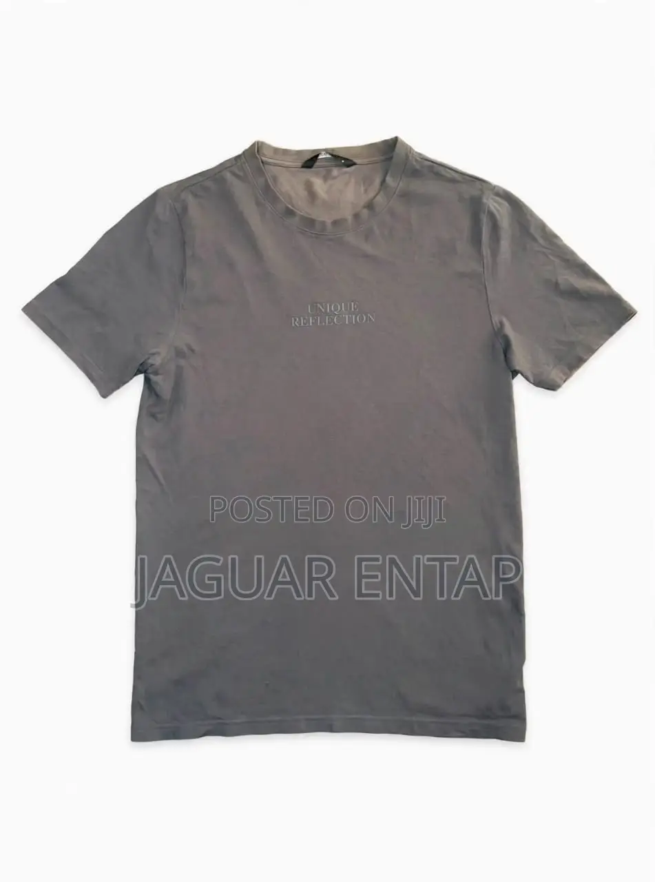 Men Grey Cotton T Shirt Size S