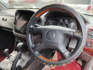 Mitsubishi Pajero 2006 Silver