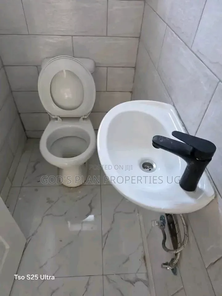 3bdrm Apartment in Kibuli Estate, Central Division for rent