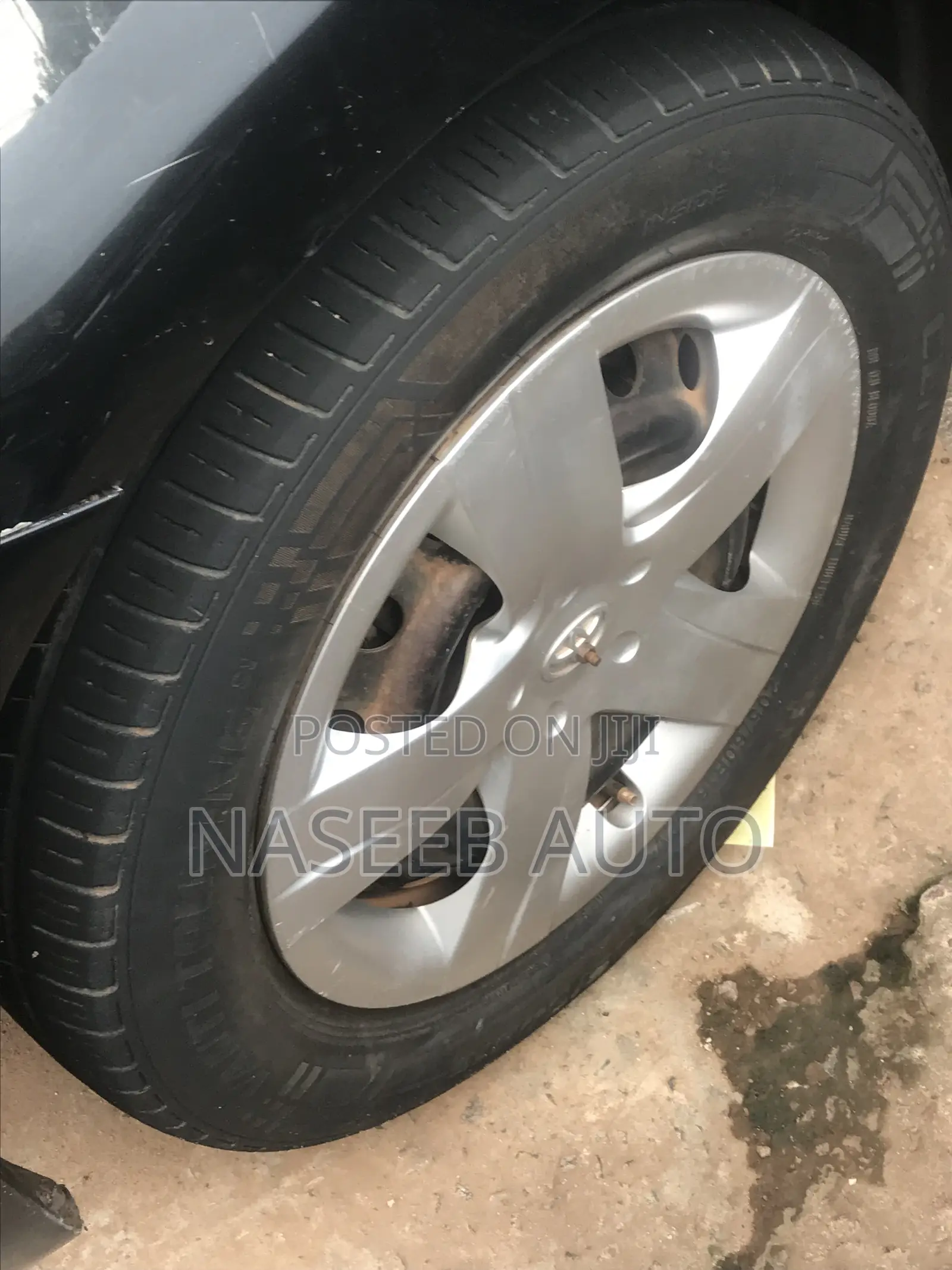 Toyota Ractis 2006 Black