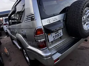 Toyota Land Cruiser Prado 2004 Silver
