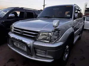 Toyota Land Cruiser Prado 2004 Silver