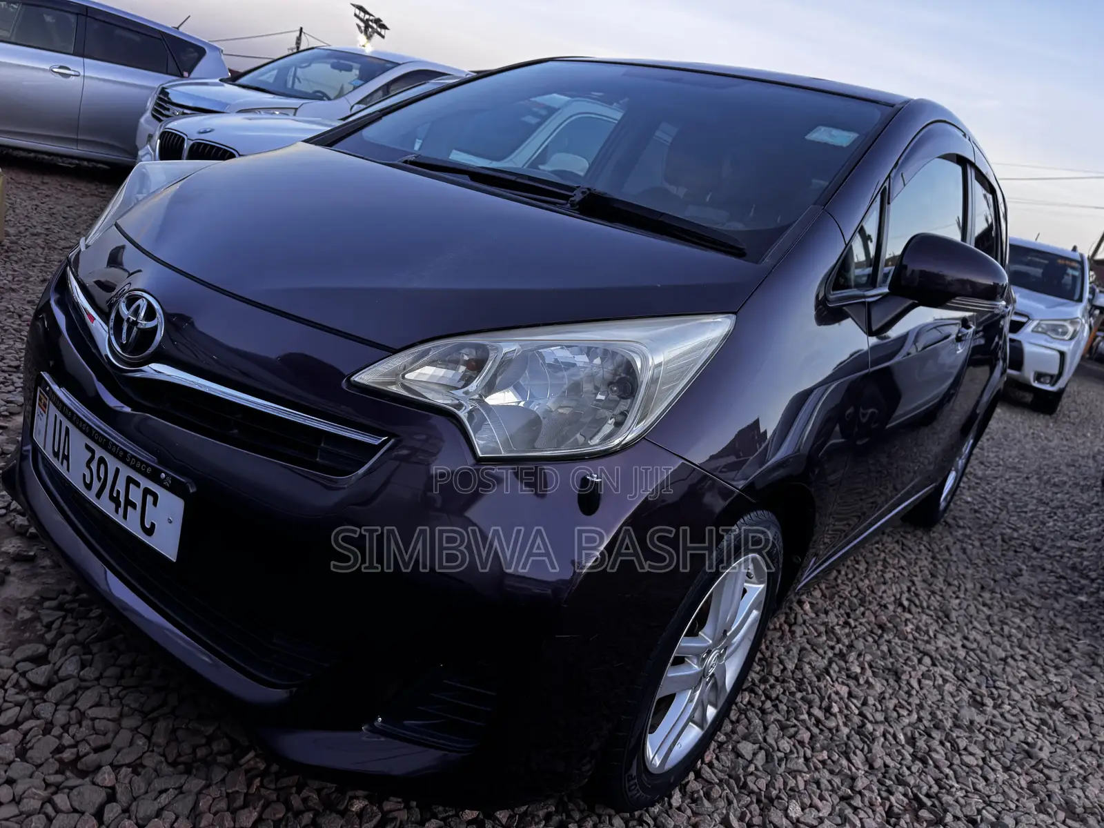 Toyota Ractis 2012 Burgundy