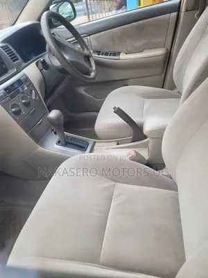 Toyota Corolla 2002 White