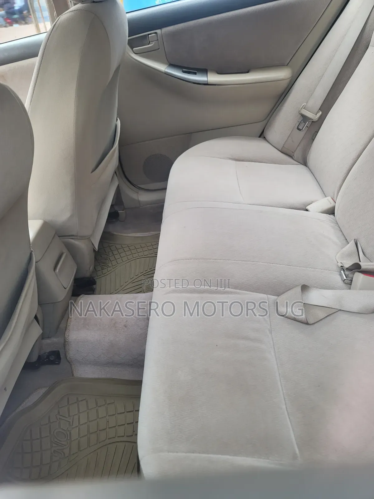 Toyota Corolla 2002 White