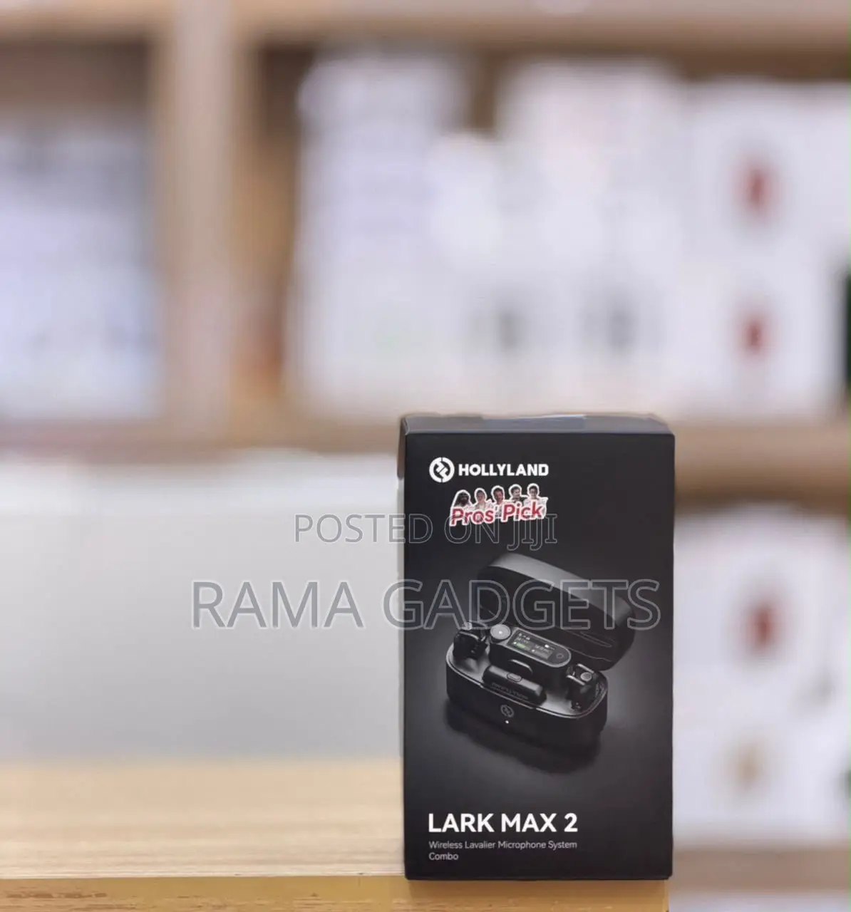 Hollyland Lark Max 2 Wireless Lavalier Microphone System Combo