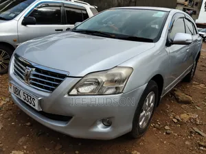 Toyota Premio 2010 Silver