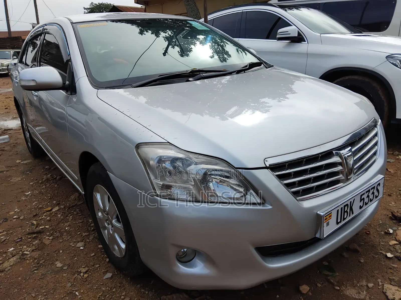 Toyota Premio 2010 Silver