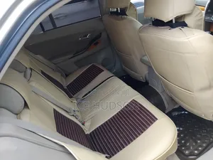 Toyota Premio 2010 Silver