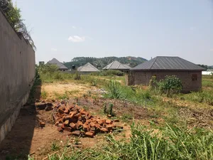 Plot for Sell Kikandwa Hoima Rd 27m