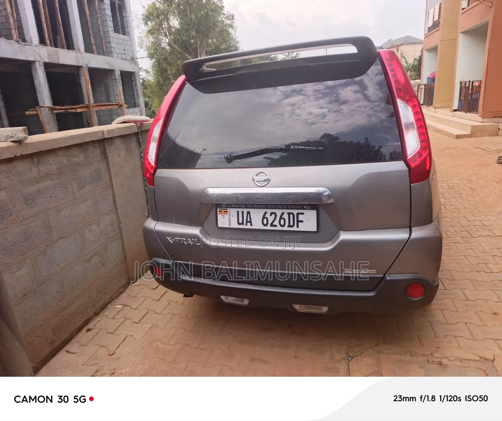 Nissan X-Trail 2011 Gray
