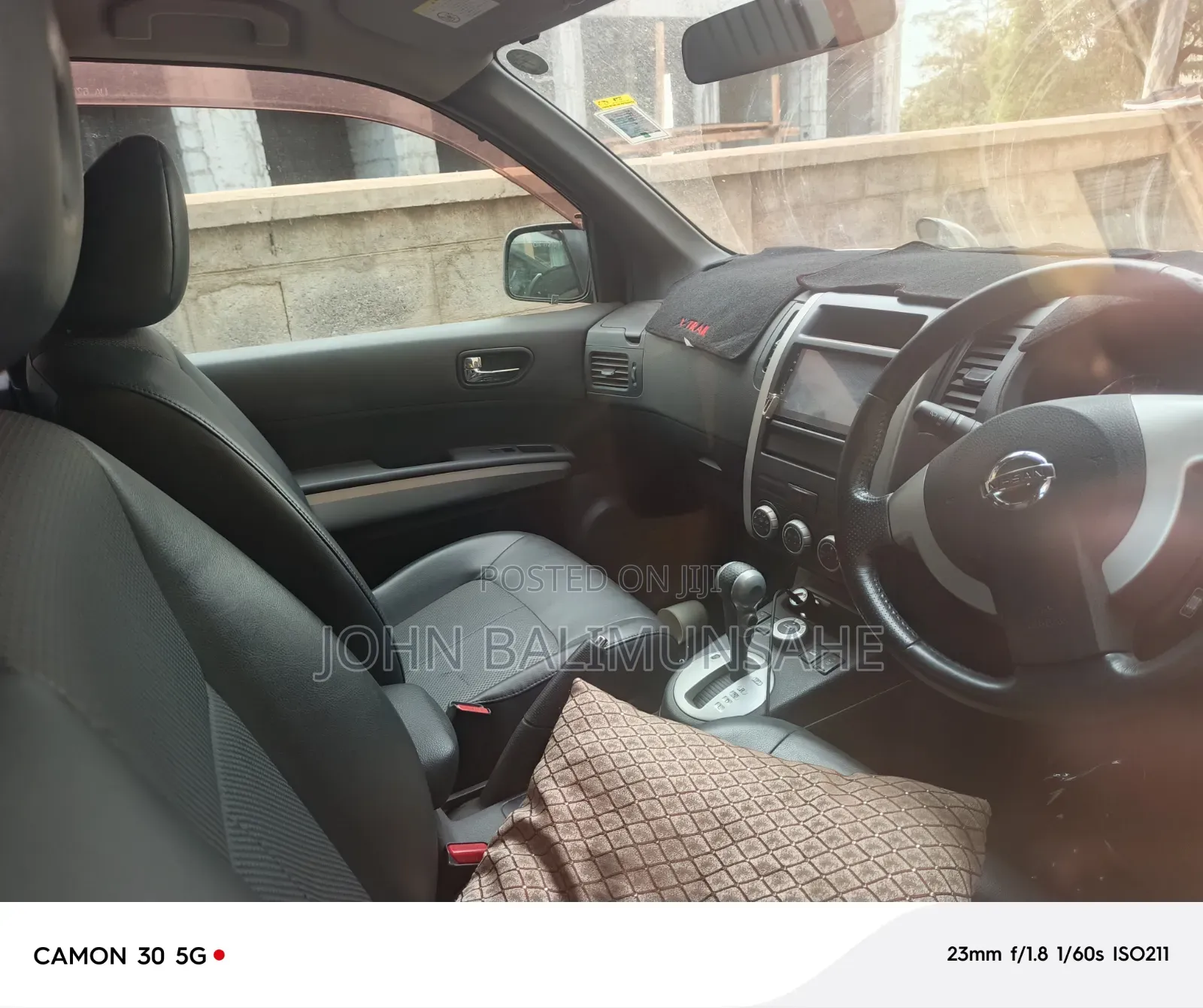 Nissan X-Trail 2011 Gray