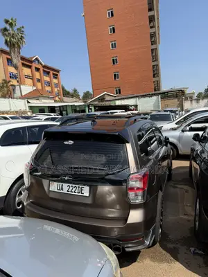 Subaru Forester 2.0XT Premium AWD 2016 Brown