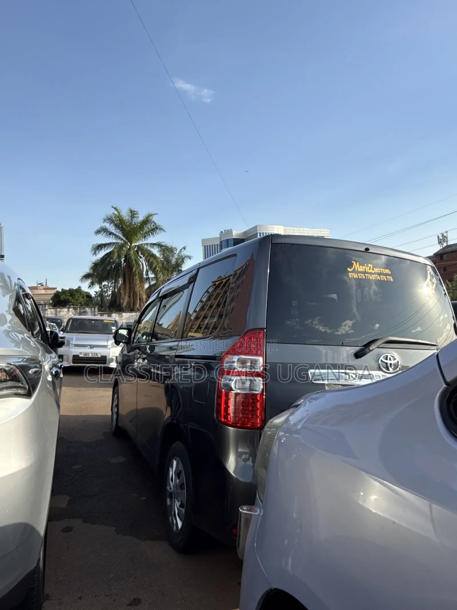 Toyota Noah 2010 Black