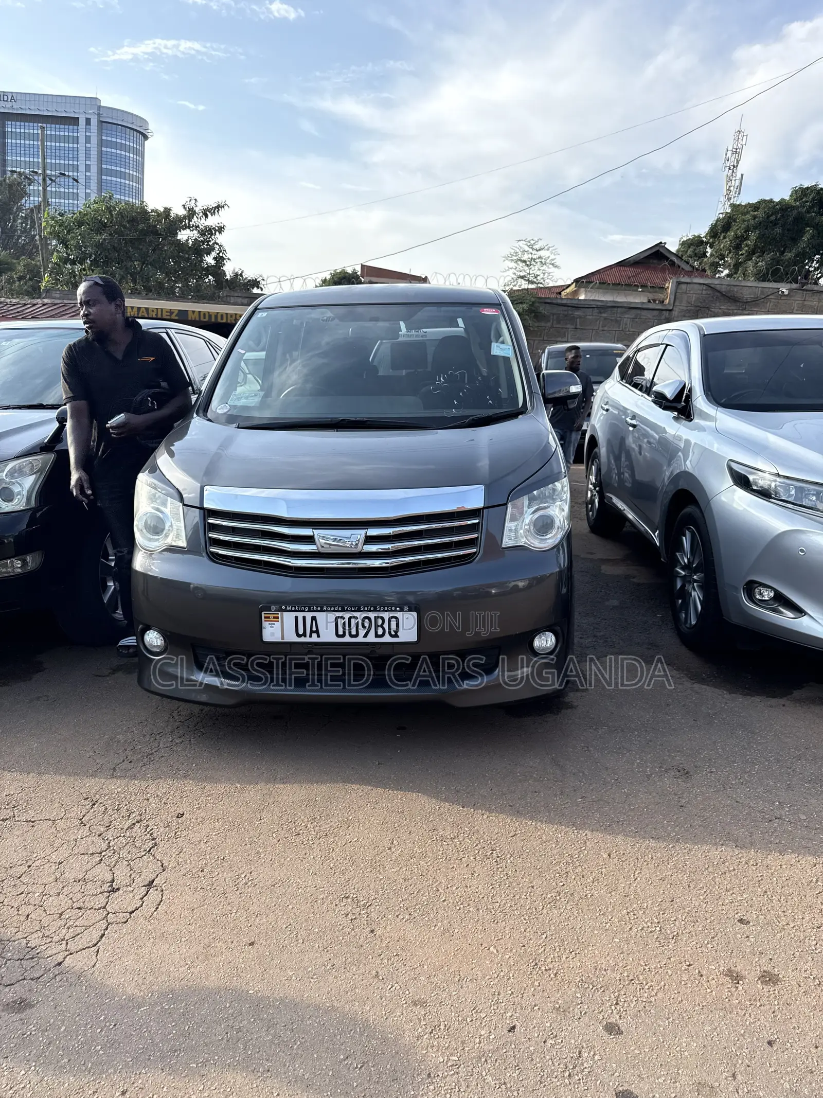 Toyota Noah 2010 Black