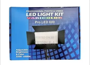 Led 800 Full Kit Light and Stand With Two Batteries