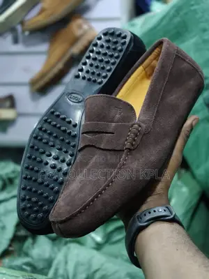 Tod’s Men’s Coffee Brown Suede Pebble Loafers