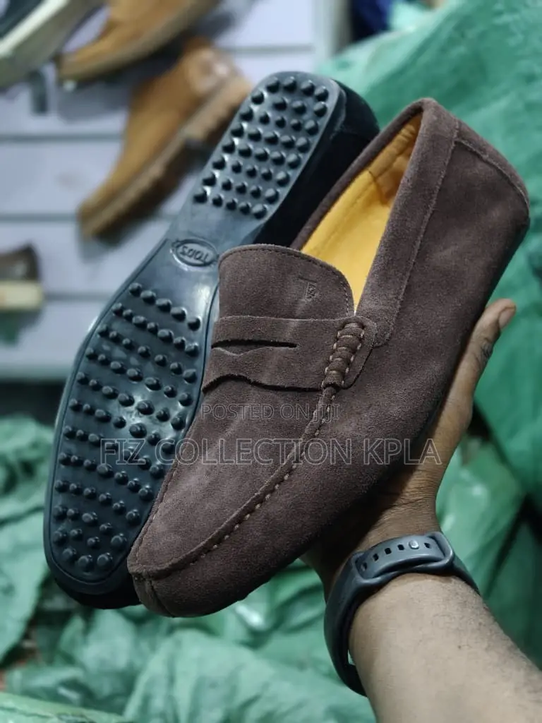 Tod’s Men’s Coffee Brown Suede Pebble Loafers