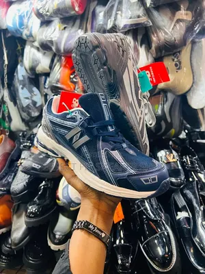 New Balance 1906r